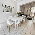 Geek Et Chic A - Grand Confort Ideal Pour Familles, Equipes Sportives Béthune